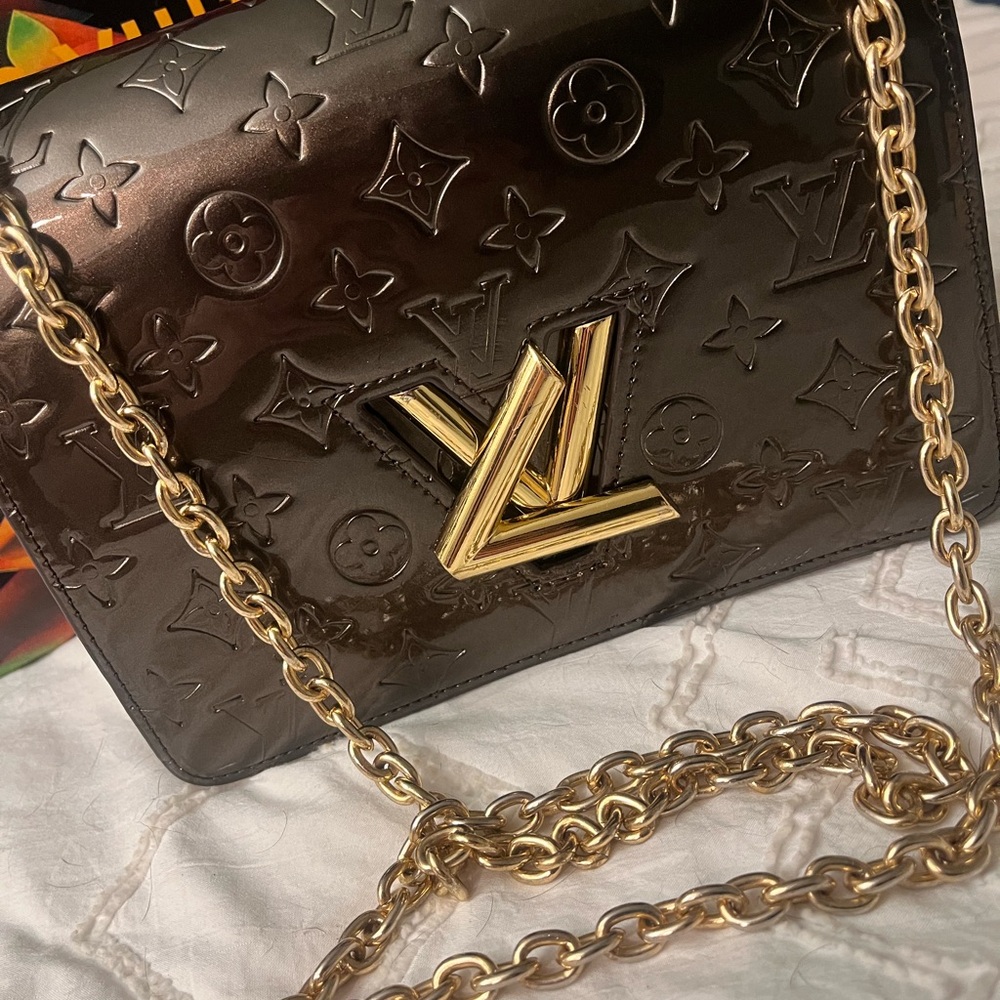 Louis Vuitton Black and Gold Women's Bag with Twist Clasp